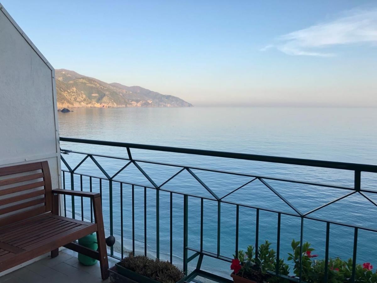 Bea'S Apartment - The Window To The Sea - Seafront Monterosso al Mare Buitenkant foto